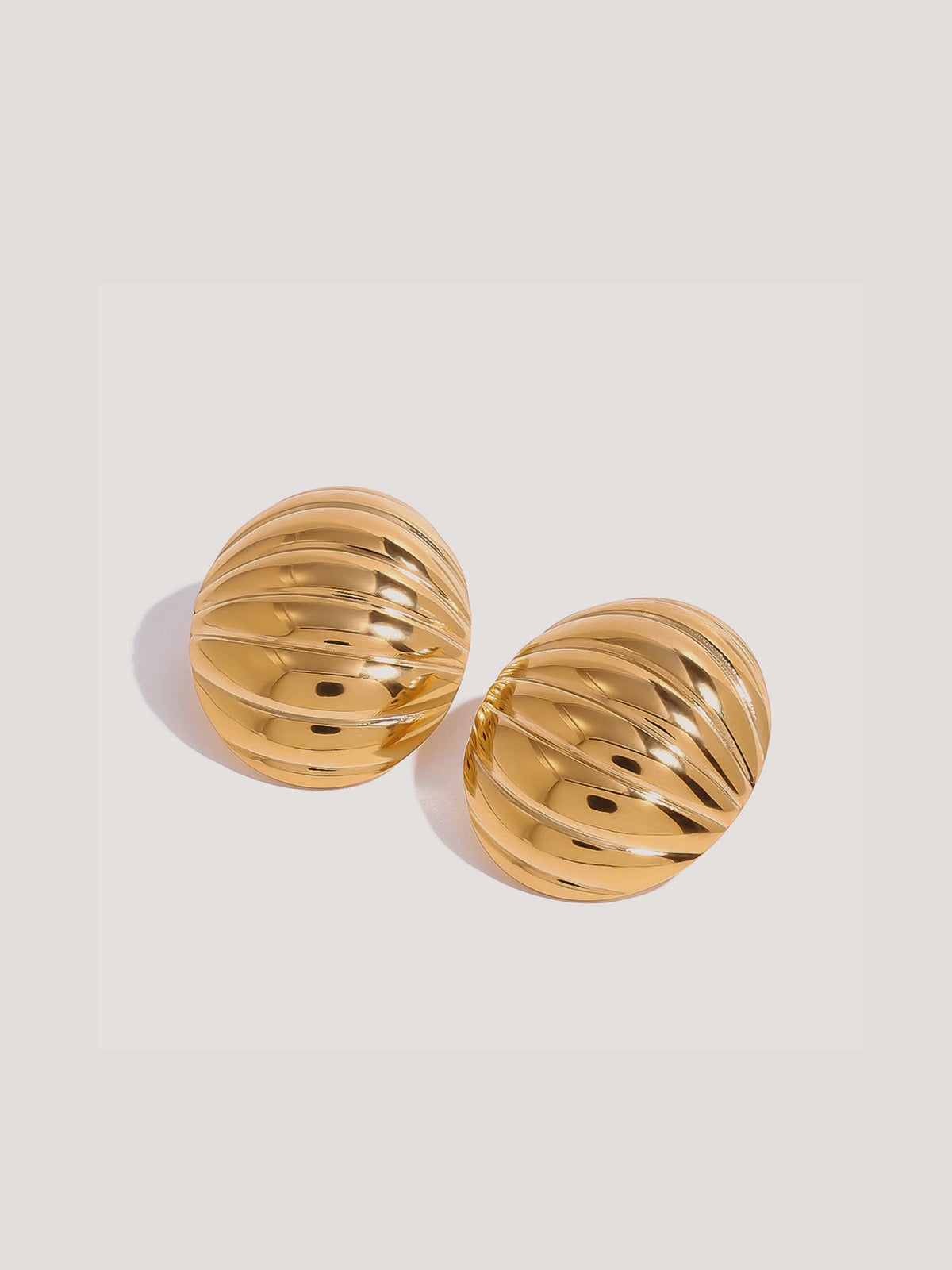 The Half Shell Ribbed Earrings
