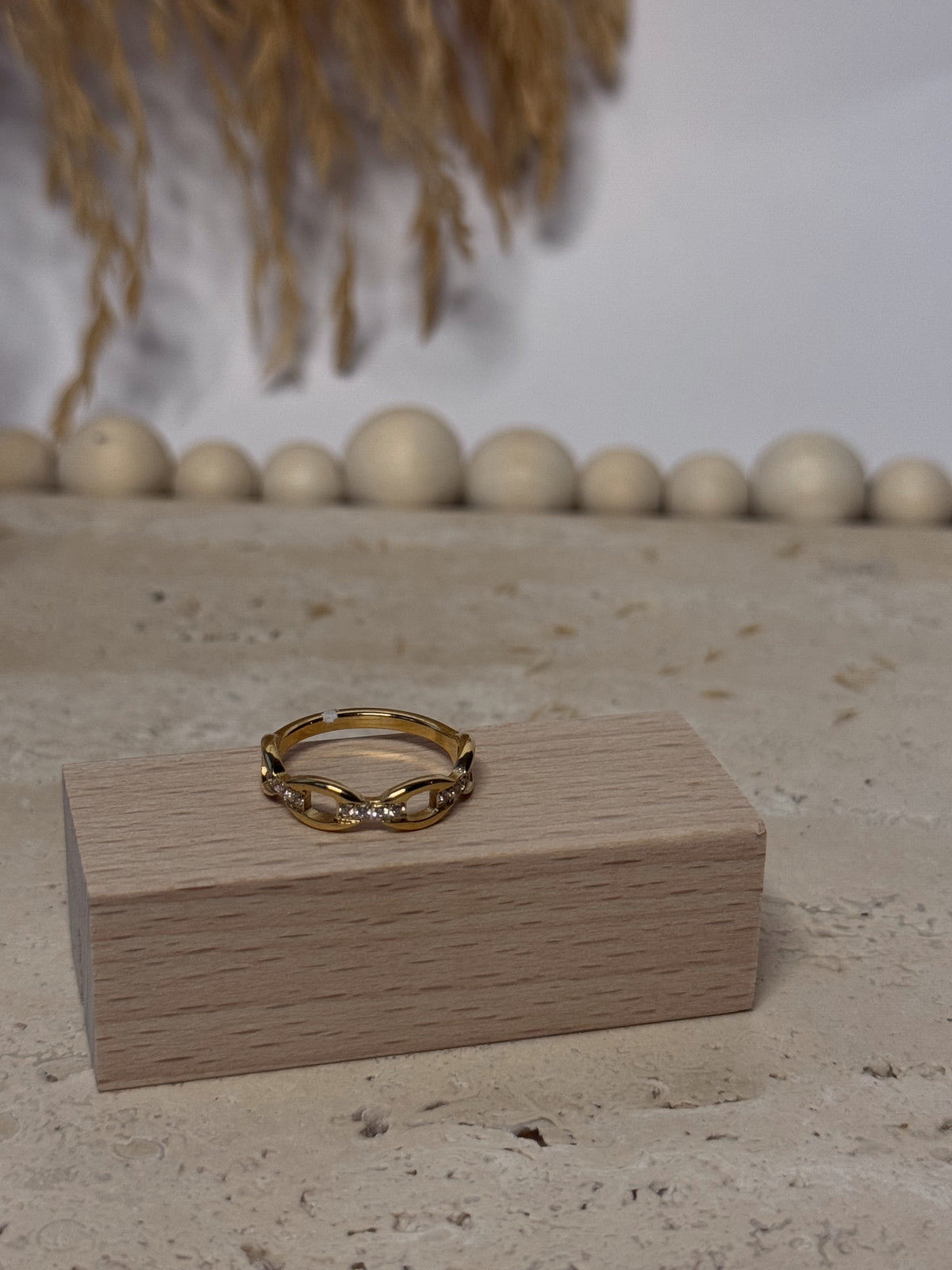 The Rhinestone Studded Chain Ring